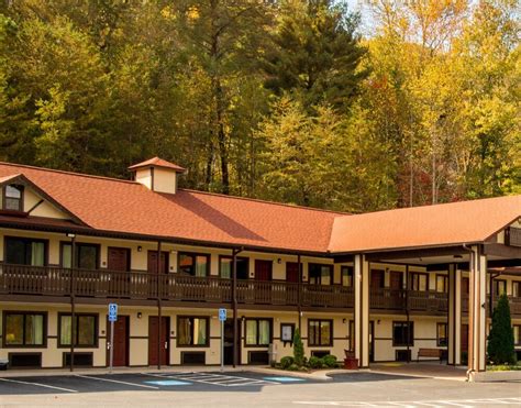 Hotels. Expedia.ca. Save. Red Roof Inn Staunton. Hotel in Staunton with seasonal outdoor pool and business center. Choose dates to view prices. Check-in. Check-out. Travellers. …
